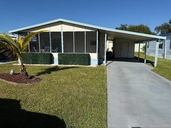 15925 Indianwood Circle Sw, Indiantown, FL 34956
