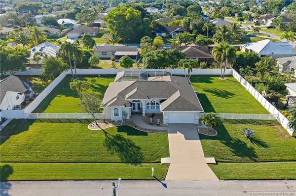 2434 SE Pascal Avenue, Port St Lucie, FL 34952