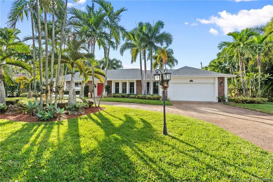 8 Bell Lane, Palm Springs, FL 33406 - Image #3