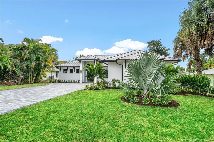 513 SW South Carolina Drive, Stuart, FL 34994 - #2