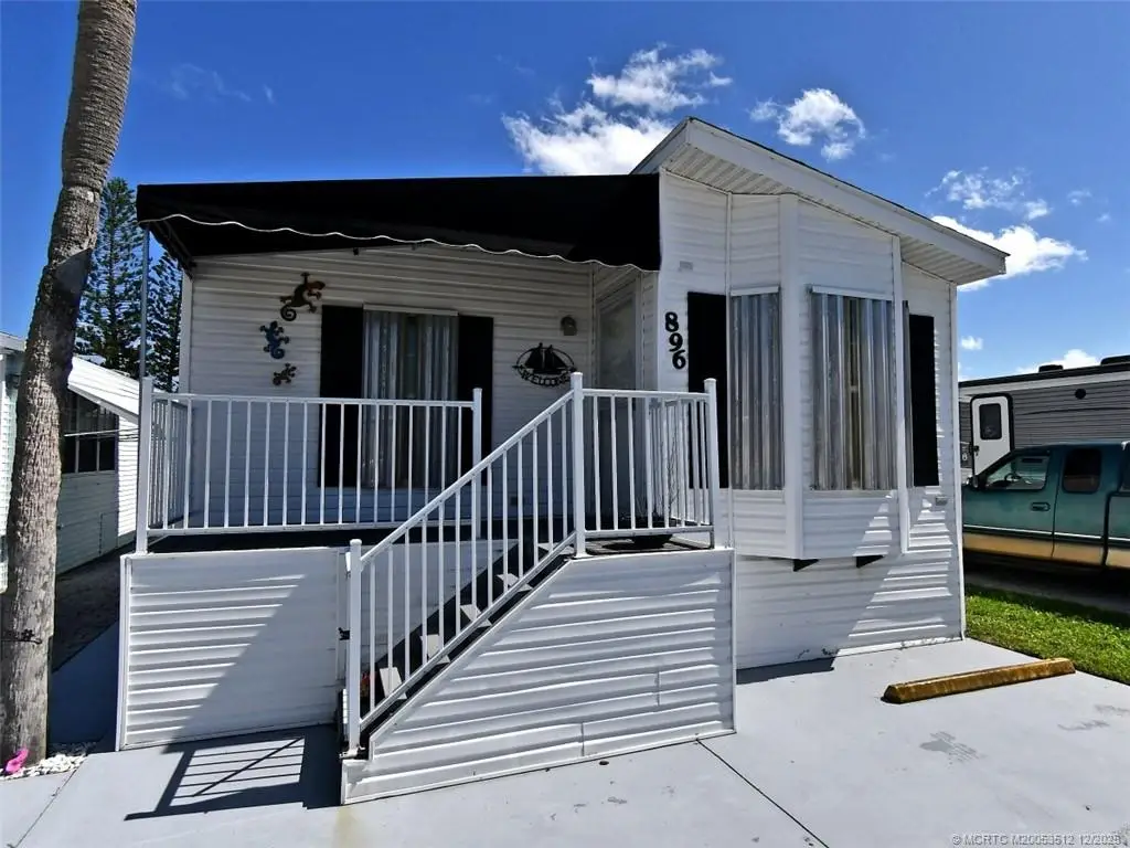 896 Nettles Boulevard, Jensen Beach, FL 34957 - Image #1
