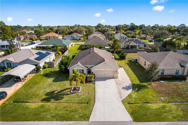 1825 SW Davis Street, Port St Lucie, FL 34953