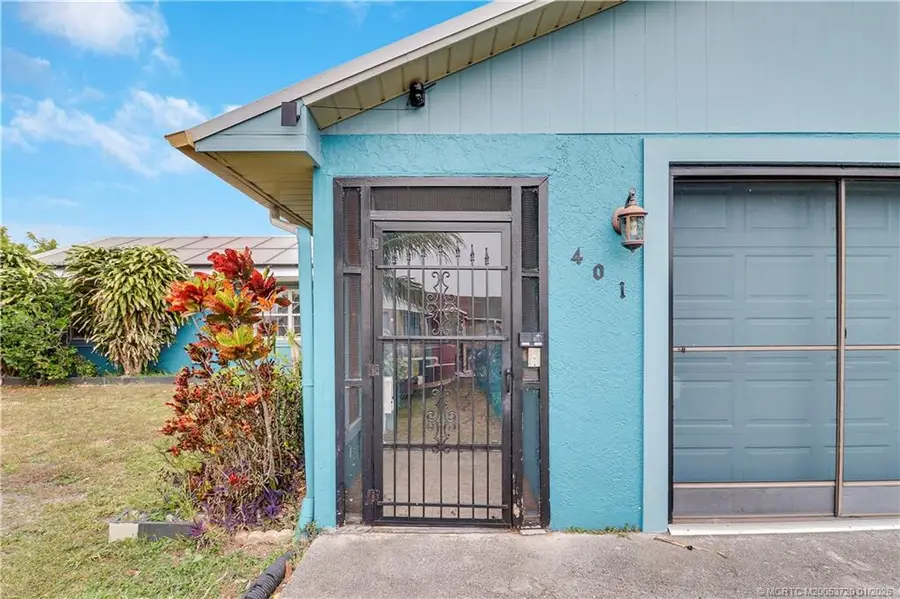 401 SW Ewing Avenue, Port Saint Lucie, FL 34983 - Image #3