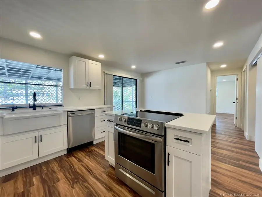 2555 Pga Boulevard #421, Palm Beach Gardens, FL 33410 - Image #3