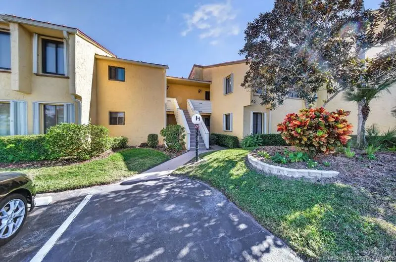 5335 SE Miles Grant Road #H206, Stuart, FL 34997 - Image #1