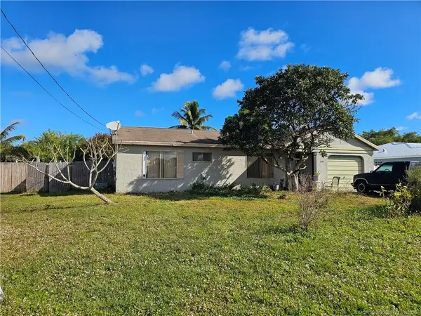 2297 SE Seamist Street, Port St Lucie, FL 34952