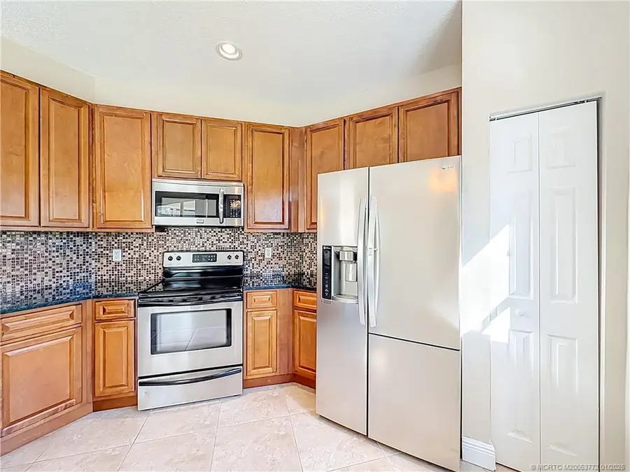 211 SW Deleon Springs Drive, Port Saint Lucie, FL 34986 - Image #3