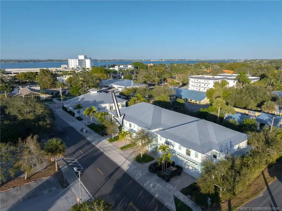 411 SE High School Avenue, Stuart, FL 34994 - Image #3