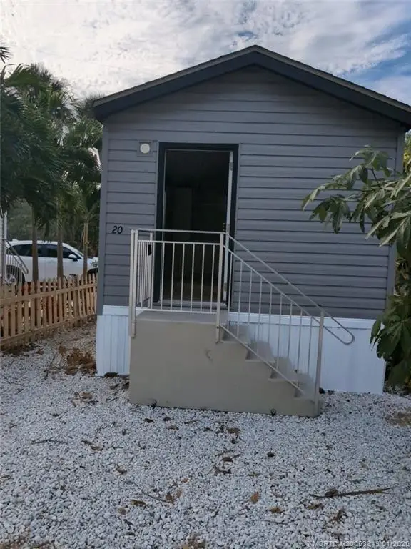 2423 NE Palm Avenue #31, Jensen Beach, FL 34957 - #3