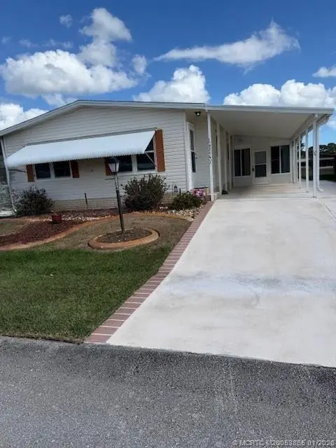 8204 E Bitterbush Lane, Port Saint Lucie, FL 34952 - Image #2