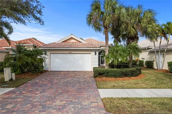 9012 SE Eldorado Way, Hobe Sound, FL 33455