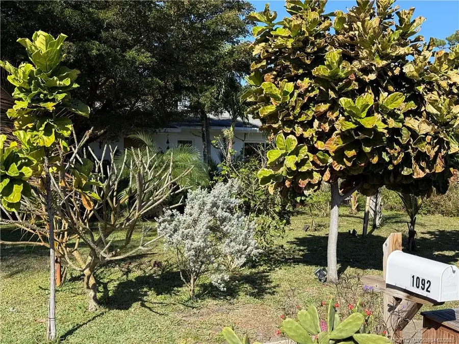 1092 SE Madison Avenue, Stuart, FL 34996 - Image #3