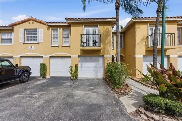 1155 Lake Shore Drive #202, West Palm Beach, FL 33403