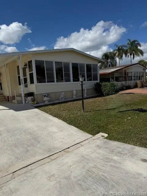 8203 E Bitterbush Lane, Port Saint Lucie, FL 34952 - Image #3