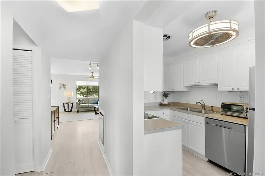 5423 SE Miles Grant Road #201, Stuart, FL 34997 - Image #3