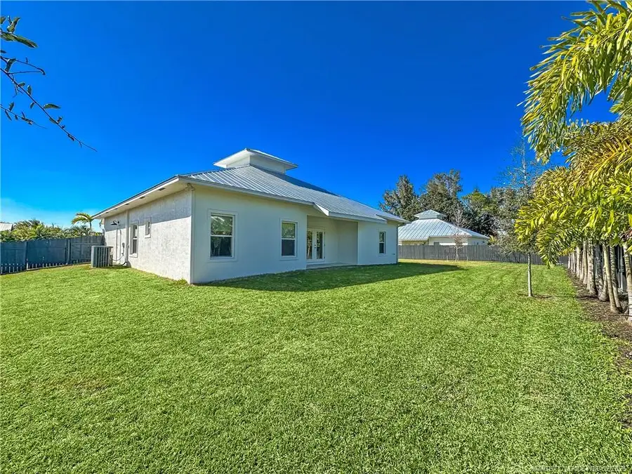 6225 SE Highland Avenue, Stuart, FL 34997 - Image #2