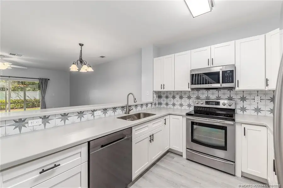 5012 SE Mariner Garden Circle #Stuart, Stuart, FL 34997 - Image #3