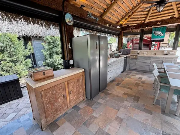 451 NW Sandtrap Lane, Port St Lucie, FL 34986