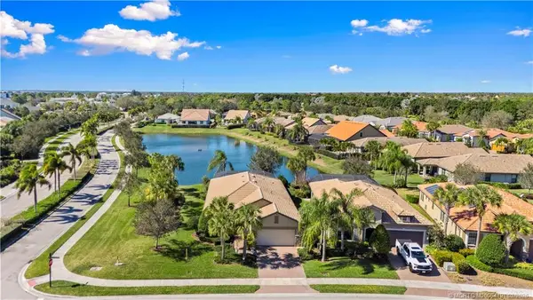 255 SE Courances Drive, Port St Lucie, FL 34984