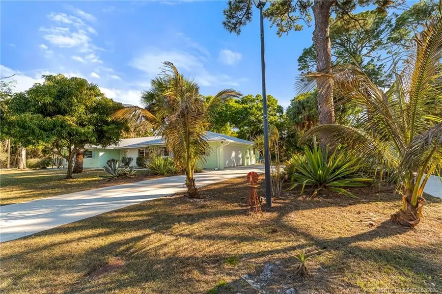 1201 Oak Avenue, Fort Pierce, FL 34982 - Image #2