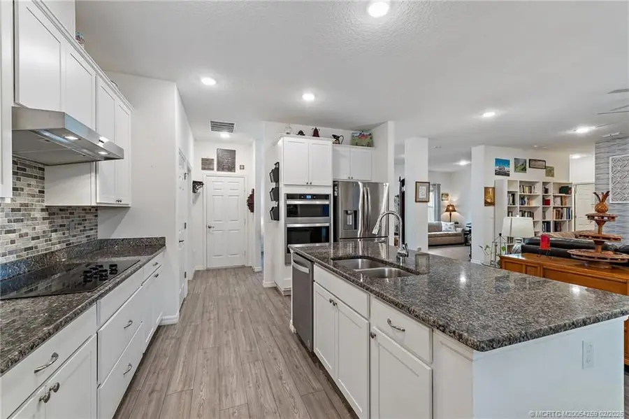 2172 SE South Buttonwood Drive, Port Saint Lucie, FL 34952 - Image #2