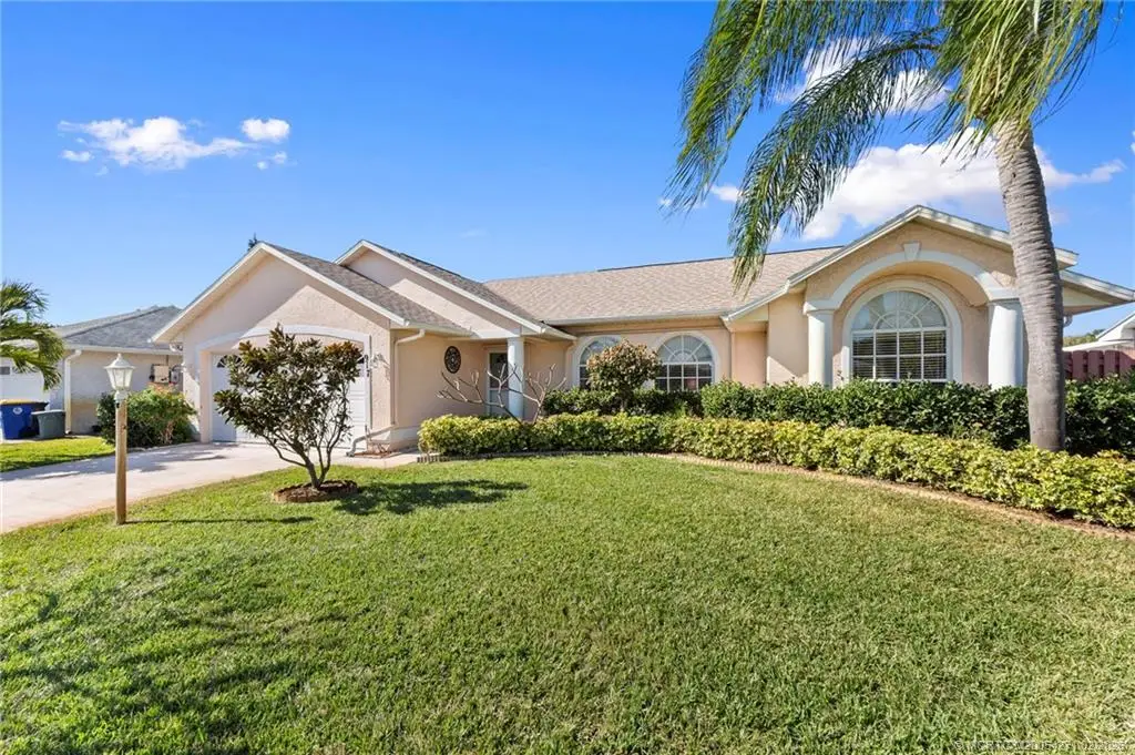 917 NE Maranta Terrado, Jensen Beach, FL 34957 - Image #1