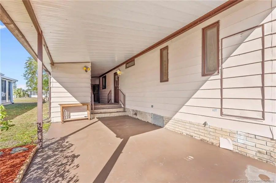 8205 Cinnamon Lane, Port Saint Lucie, FL 34952 - #3