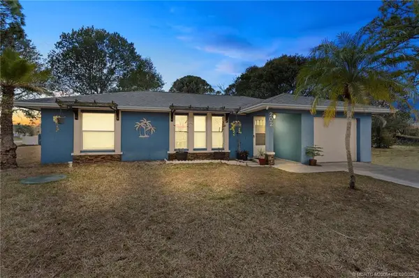 202 SW Voltair Terrace, Port St Lucie, FL 34984