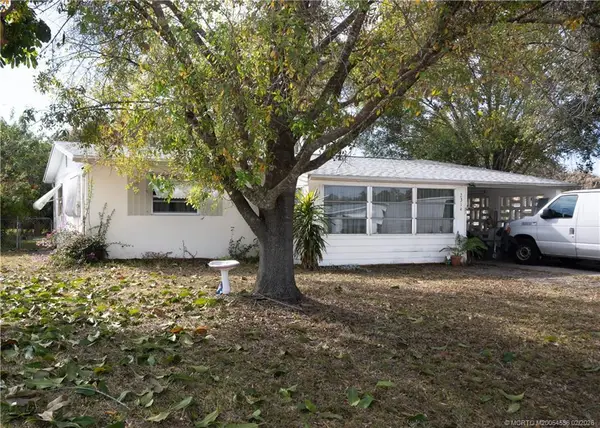 2314 SE Washington Street, Stuart, FL 34997