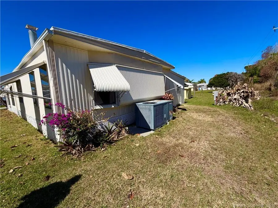 6 Santa Cruz Way, Port Saint Lucie, FL 34952 - #3