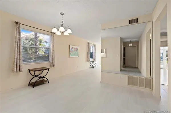 2600 SE Ocean Boulevard #AA2, Stuart, FL 34996