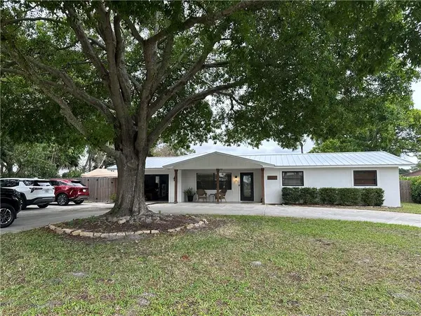 1763 NW Spruce Ridge Drive, Stuart, FL 34994