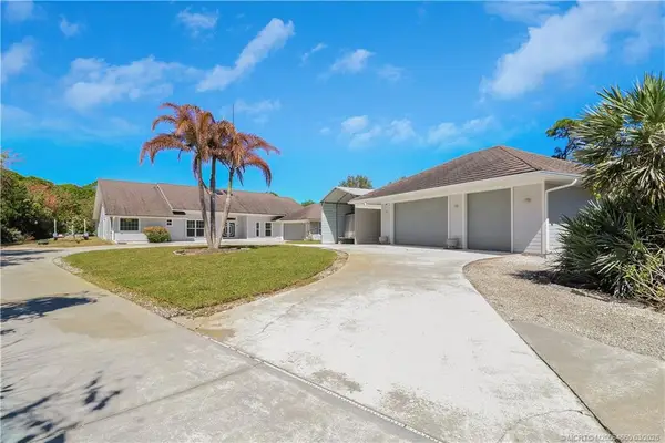 815 NE Stokes Terrace, Jensen Beach, FL 34957