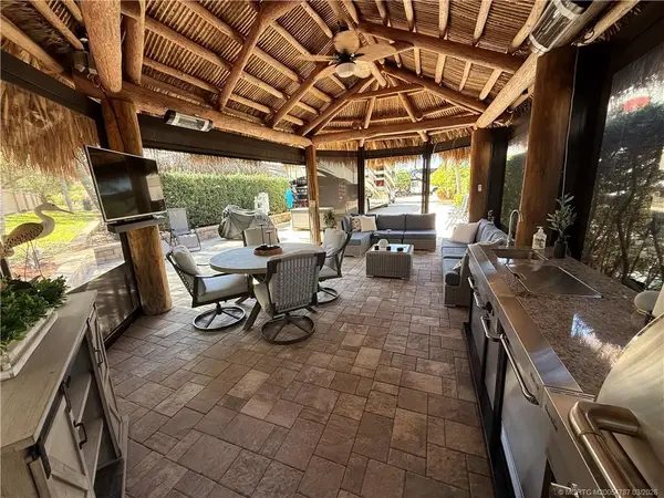 174 NW Hazard Way, Port St Lucie, FL 34986