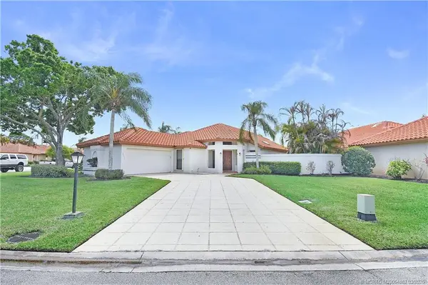 2975 SW Mariposa Circle, Palm City, FL 34990