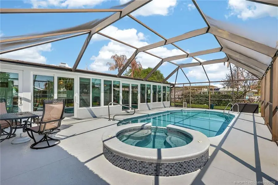 2004 5th Court Se, Vero Beach, FL 32962 - #2