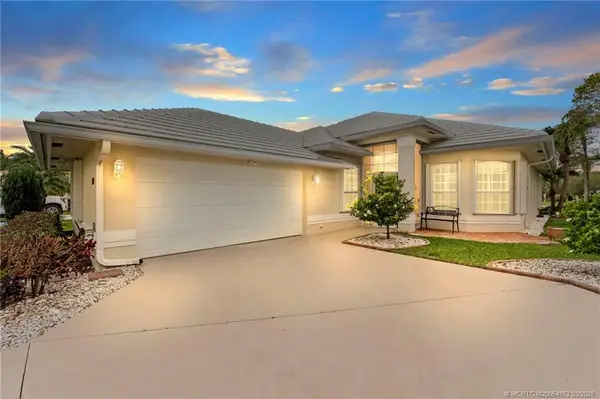 448 SW Fairway Landing, Port St Lucie, FL 34986