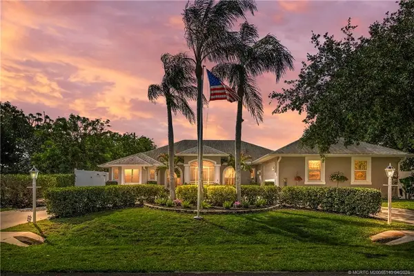 5688 SE Pot O Gold Place, Stuart, FL 34997