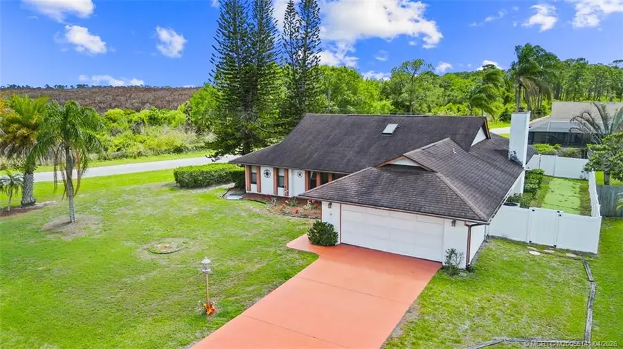 992 SE Thornhill Drive, Port Saint Lucie, FL 34983 - #2