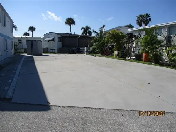 642 Nettles Boulevard, Jensen Beach, FL 34957