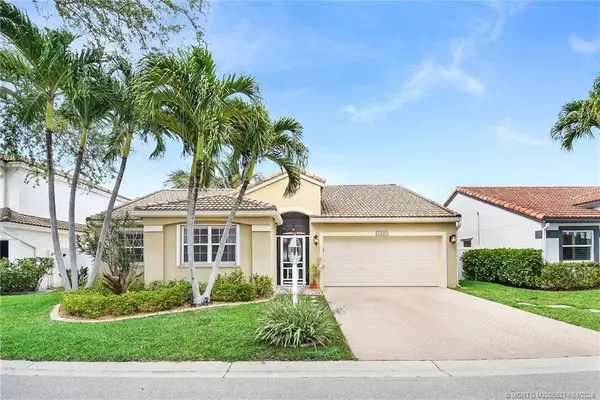 10203 Siena Oaks Circle S, Palm Beach Gardens, FL 33410