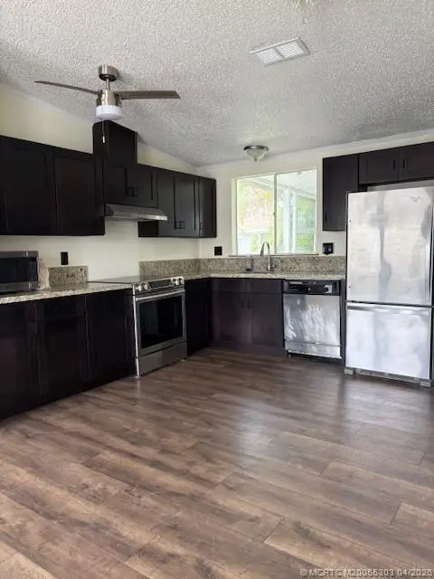 410 SW 134 Way, Davie, FL 33325 - #2