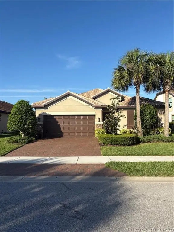 303 SE Courances Drive, Port St Lucie, FL 34984