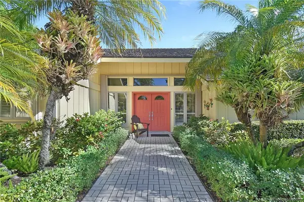 6111 SE Winged Foot Drive, Stuart, FL 34997