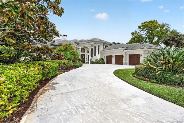 6600 SE Barrington Drive, Stuart, FL 34997