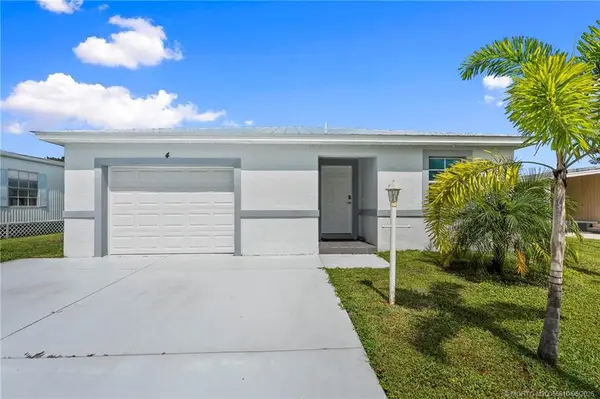 4 La Paloma Lane, Port St Lucie, FL 34952