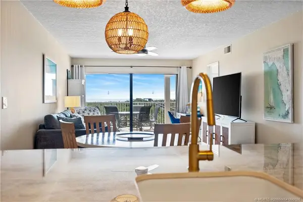 379 NE Tradewind Lane #1103, Stuart, FL 34996