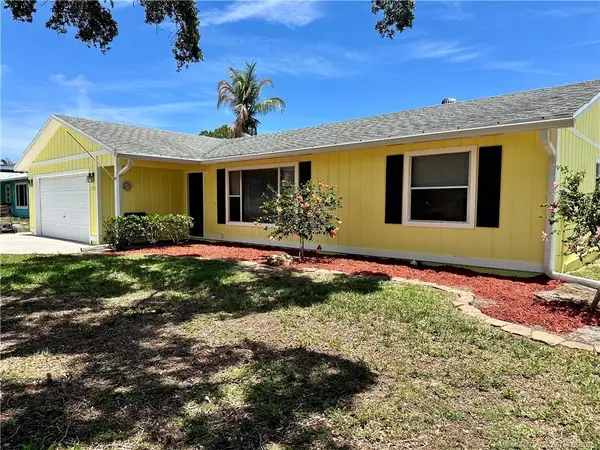 1725 NE Darlich Avenue, Jensen Beach, FL 34957