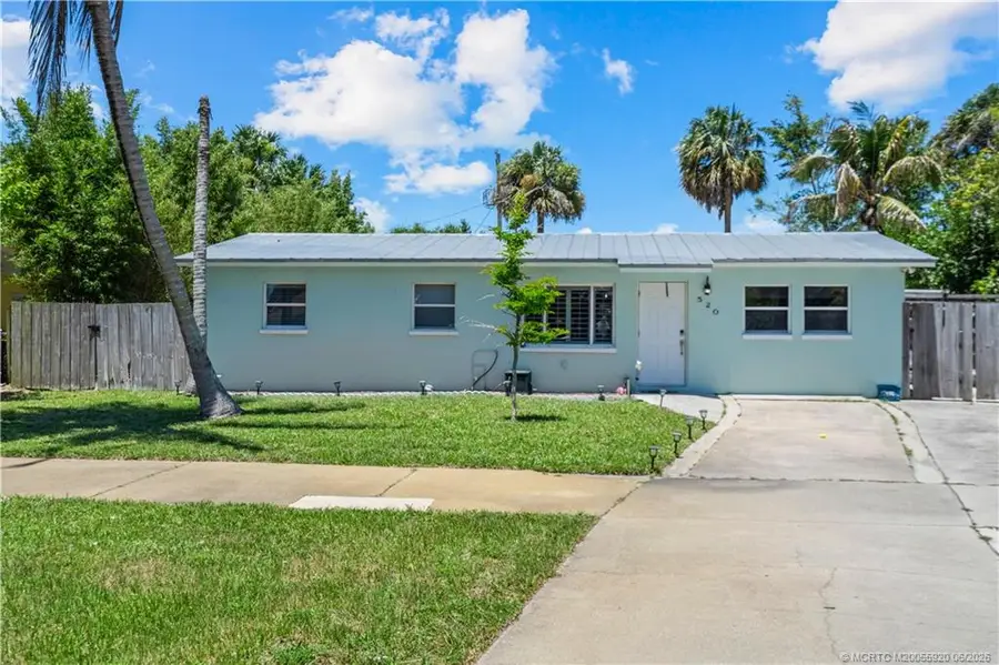 520 SE Dolphin Drive, Stuart, FL 34996 - #2