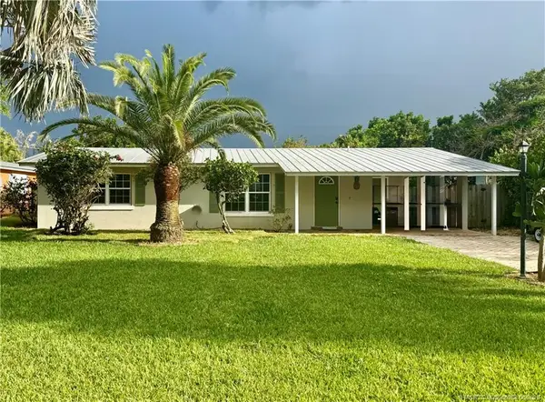 1028 NE Hansen Terrace, Jensen Beach, FL 34957